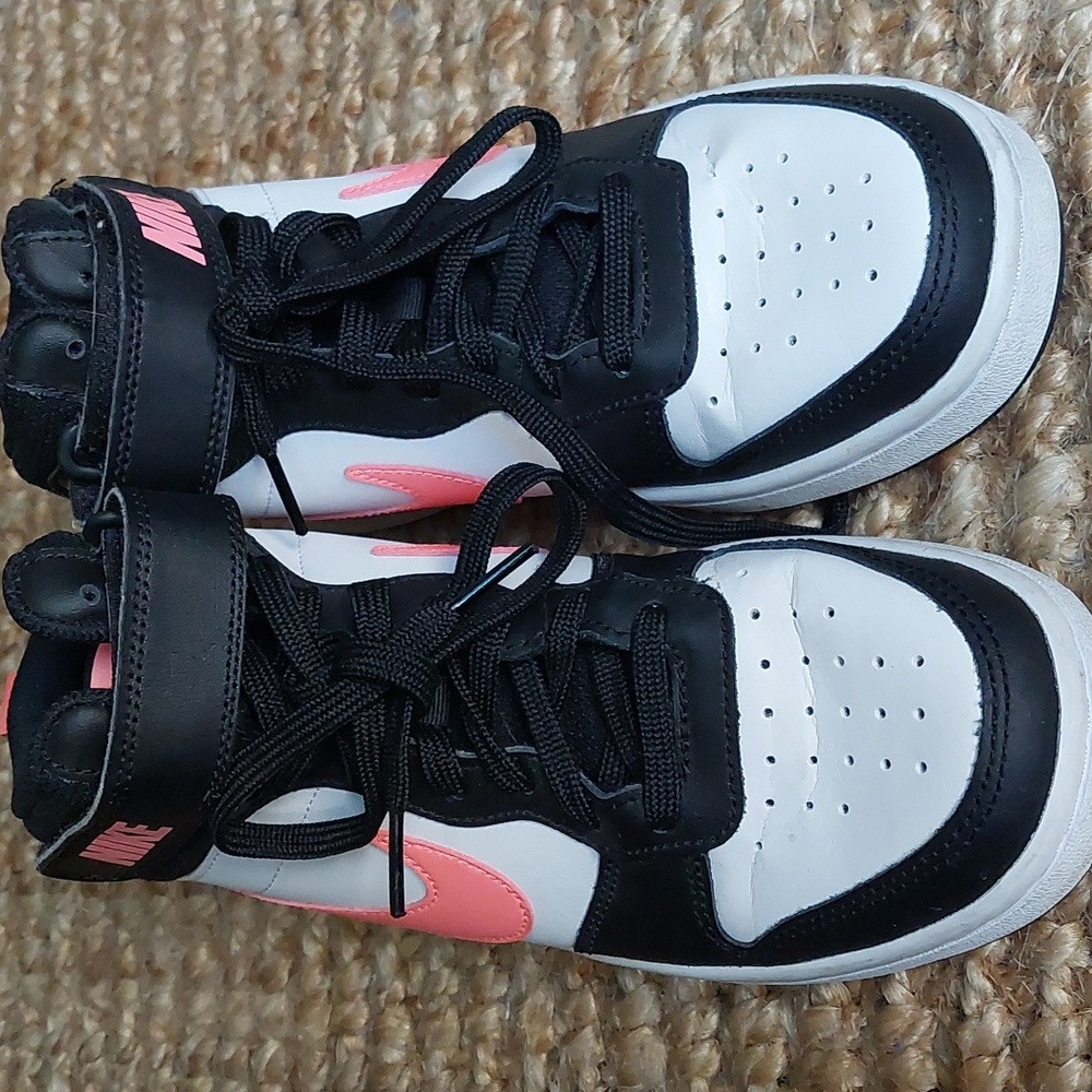 Nike shoes